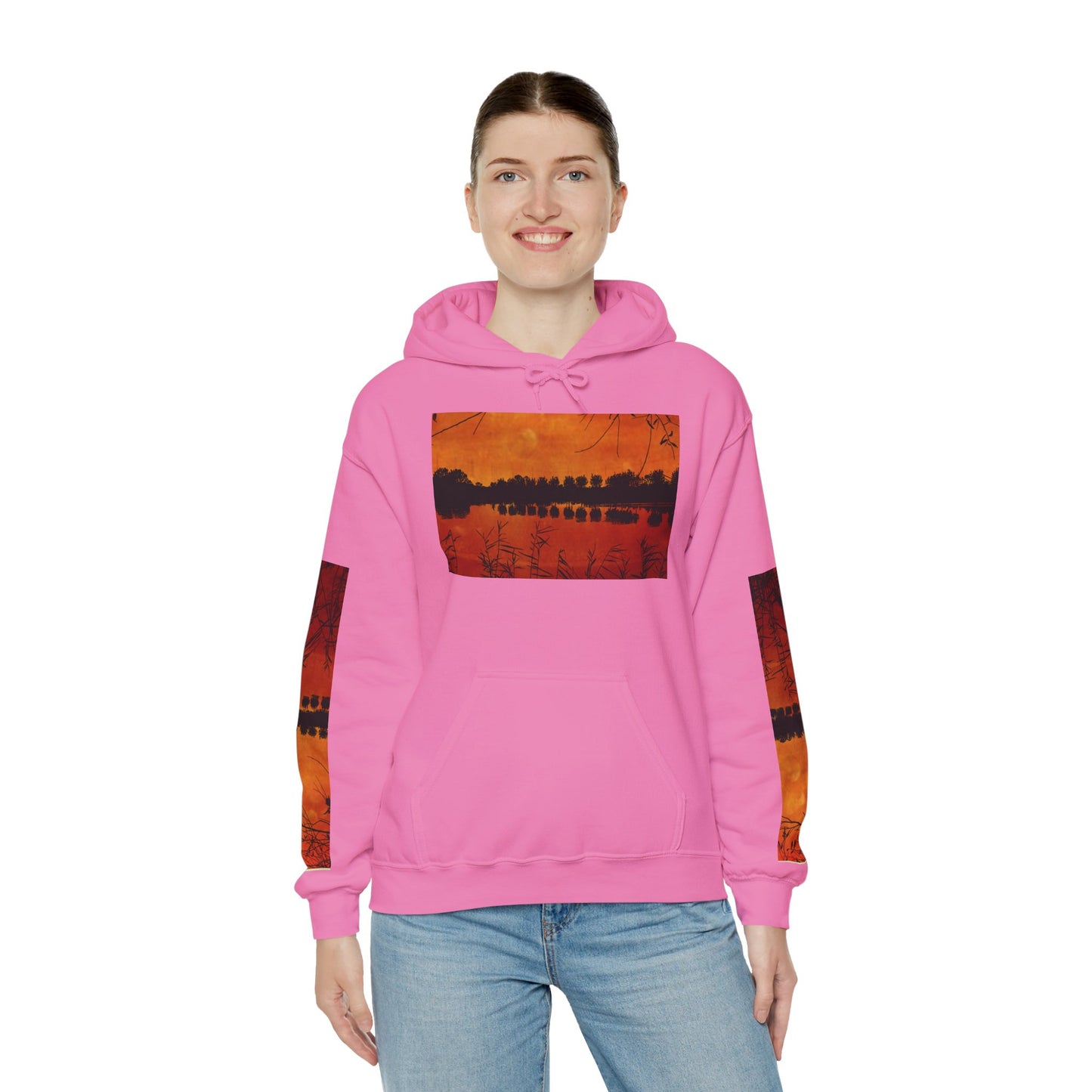 Sunset Reflection Hoodie - Cozy Unisex Heavy Blend™ Sweatshirt with Vibrant Nature Design