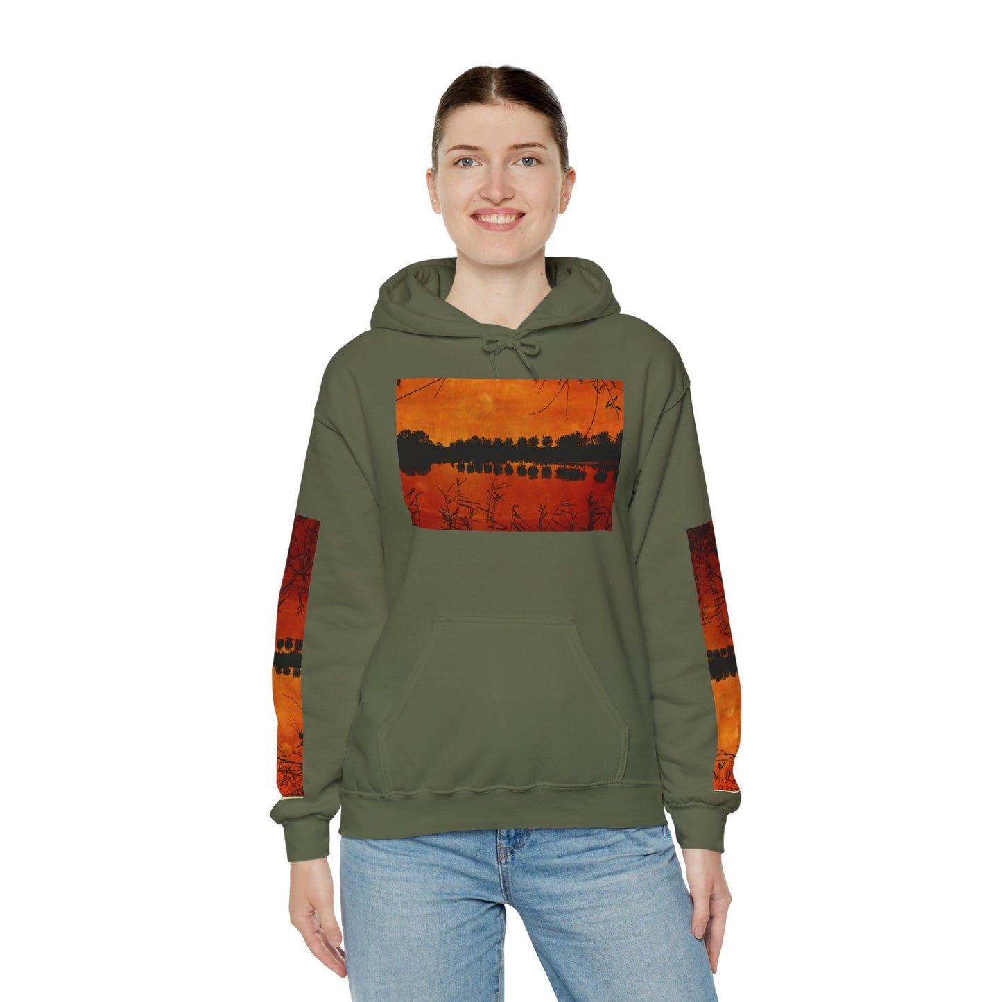 Sunset Reflection Hoodie - Cozy Unisex Heavy Blend™ Sweatshirt with Vibrant Nature Design
