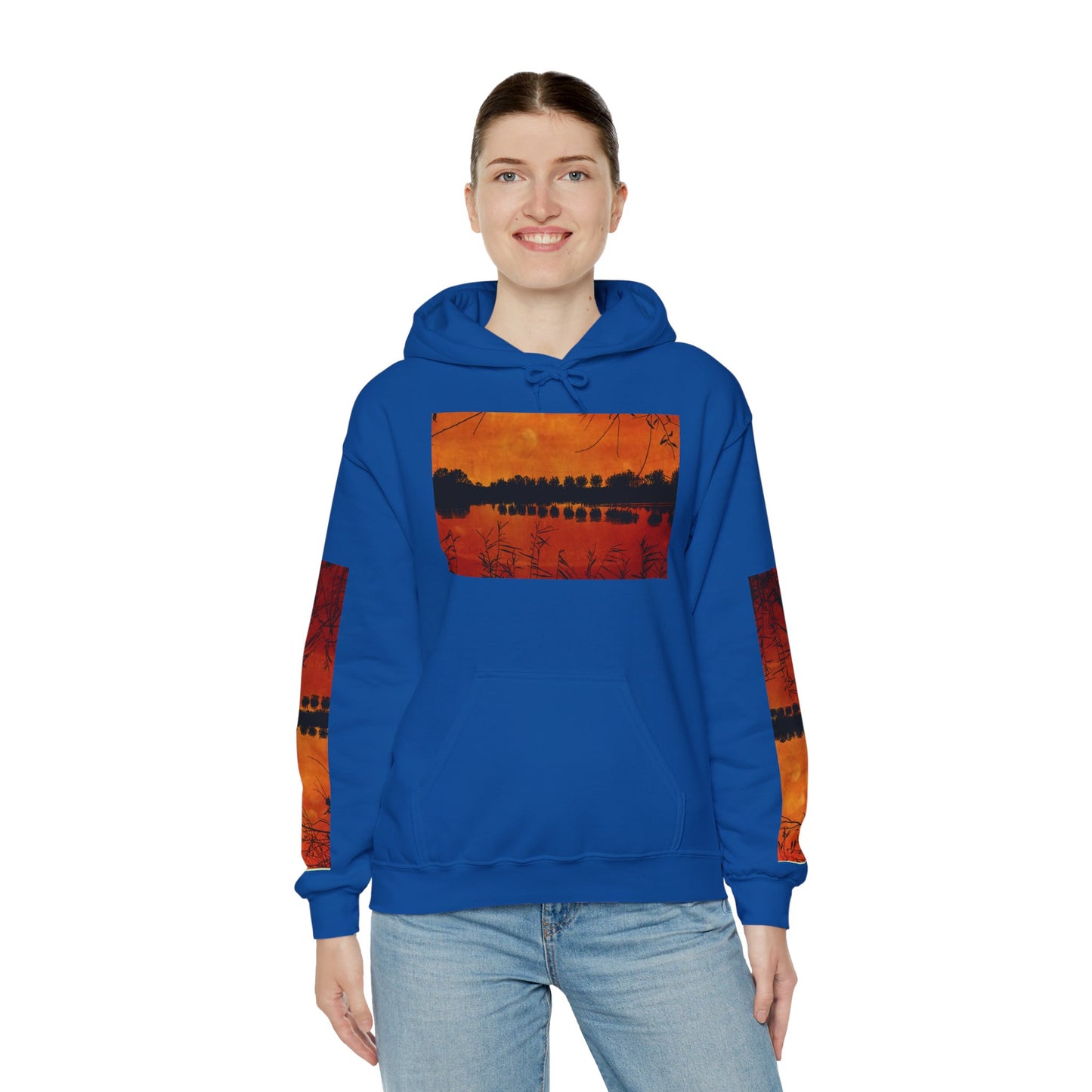 Sunset Reflection Hoodie - Cozy Unisex Heavy Blend™ Sweatshirt with Vibrant Nature Design
