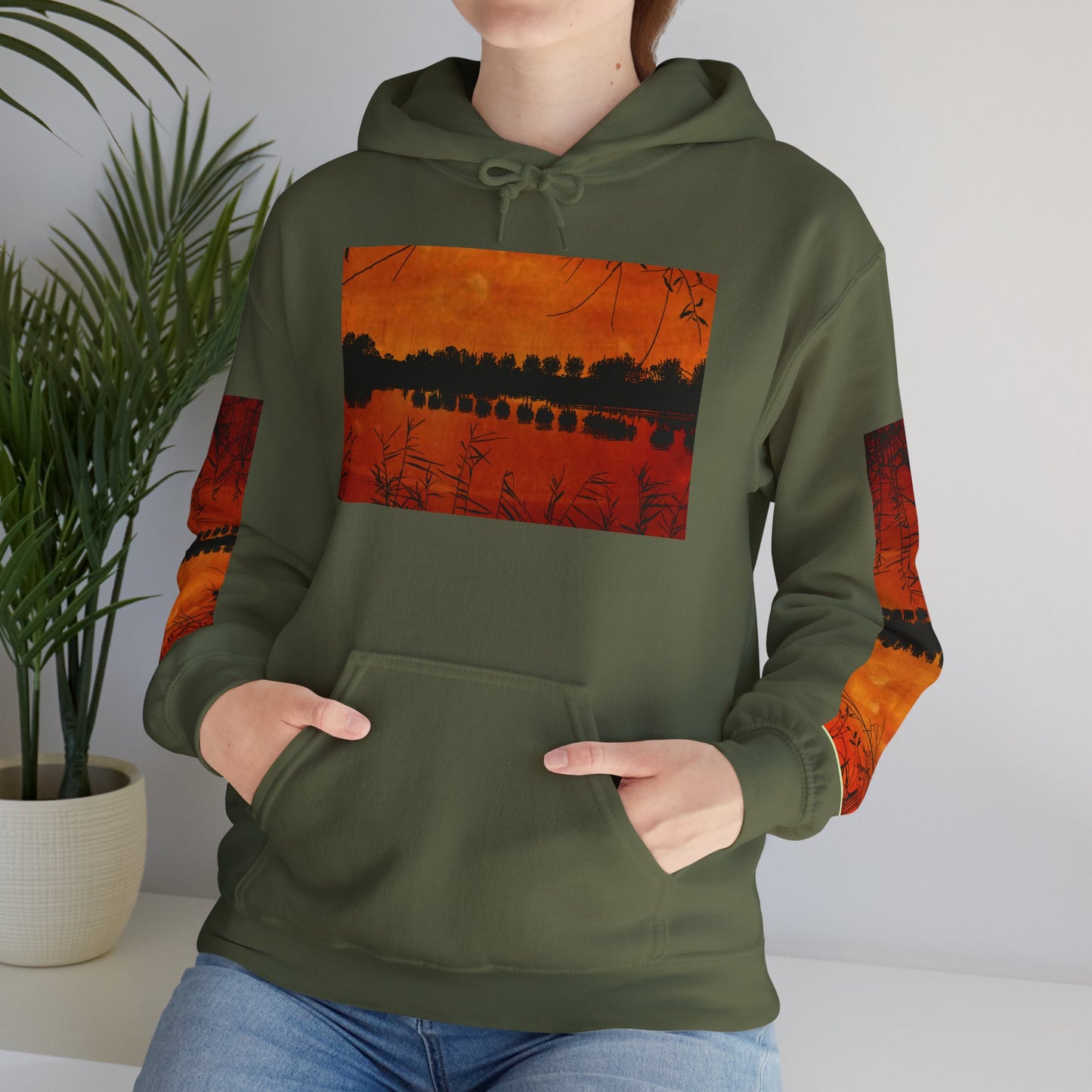 Sunset Reflection Hoodie - Cozy Unisex Heavy Blend™ Sweatshirt with Vibrant Nature Design